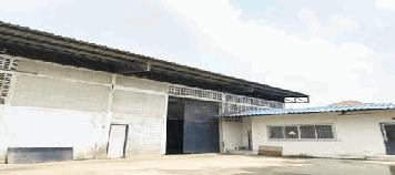 รถหกล้อถอยเข้า ตัวโกดังได้ พร้อมพื้นที่ จอดรถด้านนอก 6-8 คัน ประหยัด เวลาและค่าเดินทางให้ทั้งคุณ พนักงานและลูกค้า กับโกดังให้เช่า 600 ตารางเมตร เพชรเกษม ซอย 1 นครปฐม - KK2966R